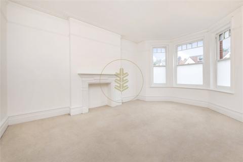 3 bedroom apartment for sale, Fortune Green Road, West Hampstead, London, NW6