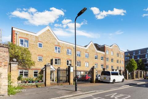 2 bedroom flat for sale, Kent Wharf, Laburnum Street, London, E2