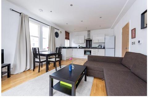 6 bedroom terraced house for sale, Queenstown Road, London SW8