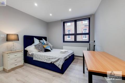 2 bedroom flat to rent, Peerless Street, London EC1V