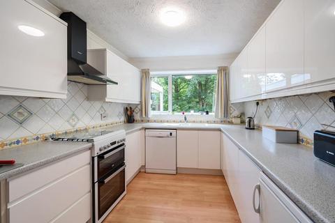 4 bedroom detached house for sale, Camberley,  Surrey,  GU15