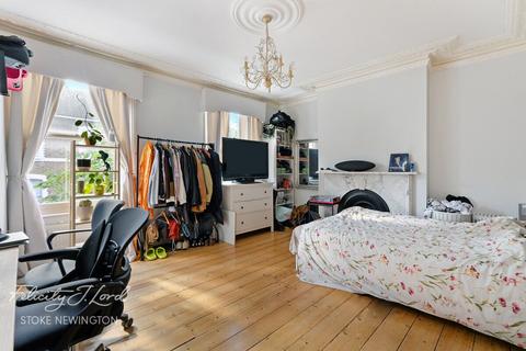 4 bedroom terraced house for sale, Reighton Road, Clapton, E5