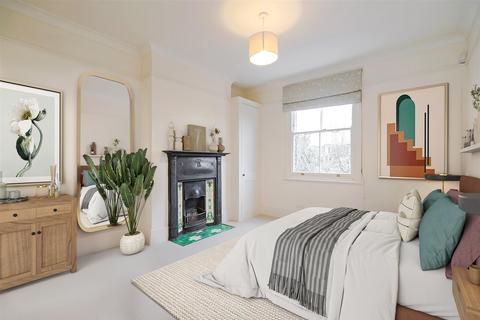 4 bedroom semi-detached house to rent, Gerard Road, Barnes