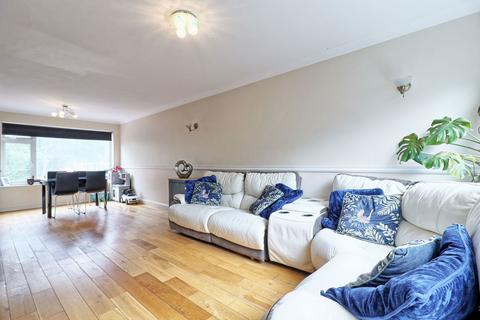 14 Beacon Hill, Maldon, CM9 6HR