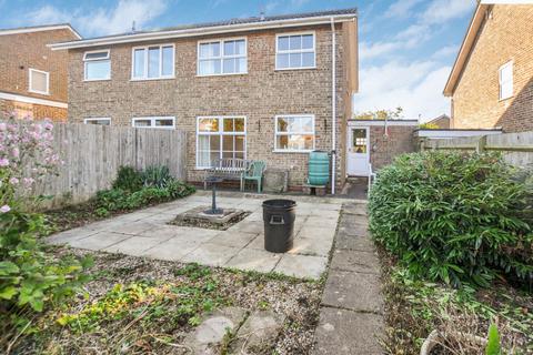 3 bedroom semi-detached house for sale, De Quincey Close, Brackley NN13