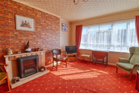 2 bedroom apartment for sale, East Clacton CO15