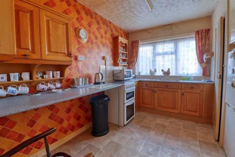 2 bedroom apartment for sale, East Clacton CO15