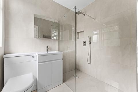 2 Braemar Road, Worcester Park, KT4 8SW