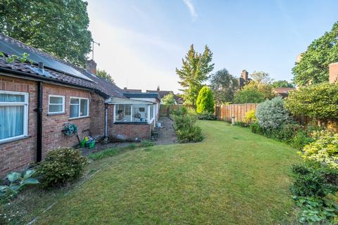 4 bedroom bungalow for sale, Knoll Road, Surrey GU7