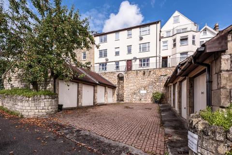 2 bedroom apartment for sale, Chilton Road, Bath BA1