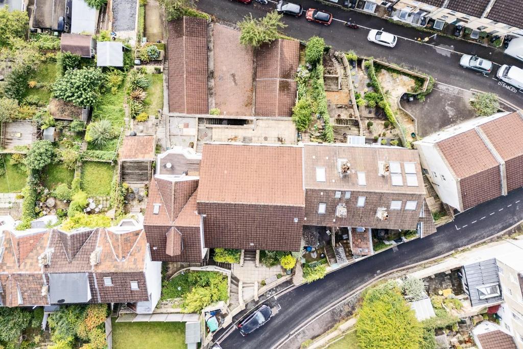 Ground Floor Flat, 45 Chilton Road, Bath, BA1 6 DR
