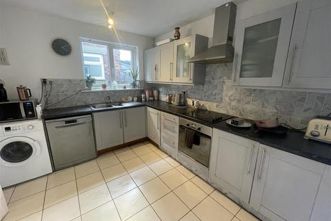 3 bedroom semi-detached house for sale, Conyers Avenue, South Pelaw, Chester-le-street