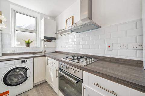 2 bedroom flat for sale, Crystal Palace Park Road, Sydenham