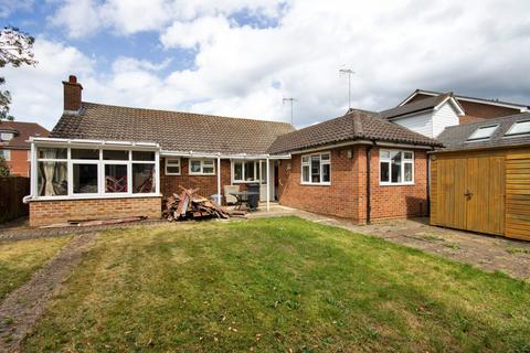 3 bedroom detached bungalow for sale, Grange Close, Edenbridge