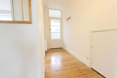 1 bedroom apartment to rent, Wynchgate, London, N14