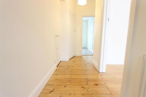 1 bedroom apartment to rent, Wynchgate, London, N14