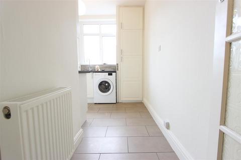 1 bedroom apartment to rent, Wynchgate, London, N14