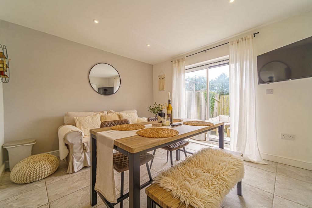 Kitchen/Dining Room