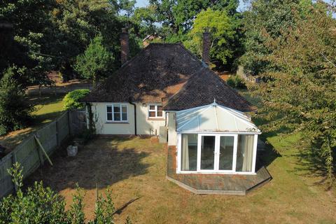 2 bedroom detached bungalow for sale, Woodhouse Lane, Foxhall IP10