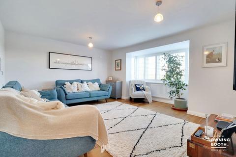 11 Buddleia Avenue, Streethay, Lichfield, WS13 8LL