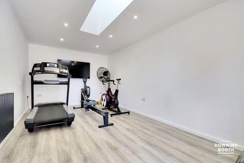 11 Buddleia Avenue, Streethay, Lichfield, WS13 8LL