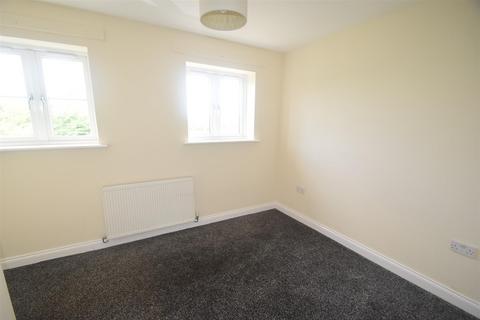 3 bedroom terraced house to rent, Aaron House, Stokes Terrace, Adbaston