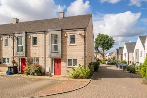 18 King George Way, Chingford, London, E4 7FN