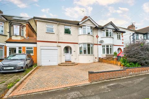 4 bedroom semi-detached house for sale, Larkshall Road, North Chingford