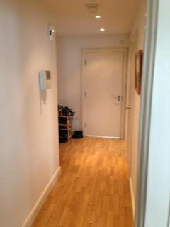 2 bedroom flat to rent, Sherbrooke Way, Worcester Park KT4