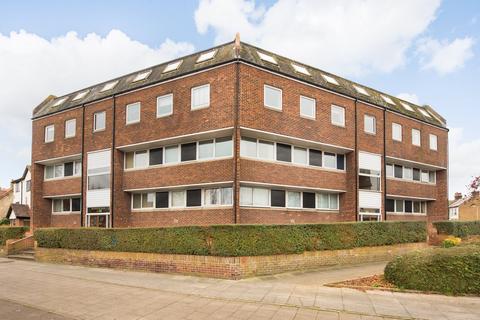 3 bedroom apartment for sale, Station Road, Herne Bay, CT6