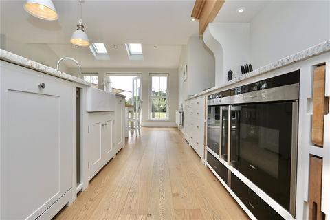White Gables Manningtree Road, Stutton, Ipswich, IP9 2SW