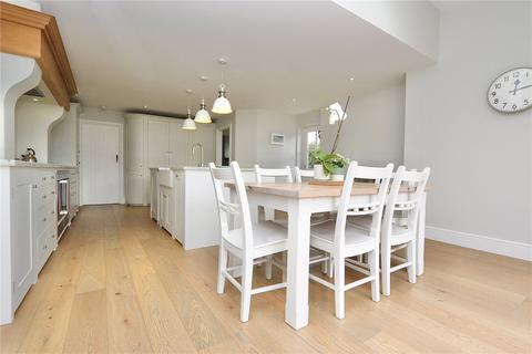 White Gables Manningtree Road, Stutton, Ipswich, IP9 2SW