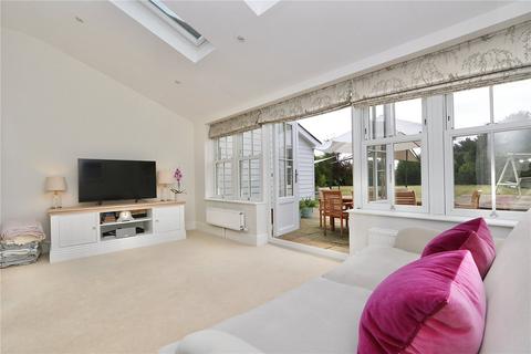 White Gables Manningtree Road, Stutton, Ipswich, IP9 2SW
