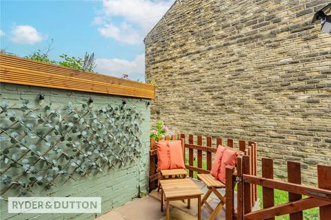 2 bedroom end of terrace house for sale, Carrhill Road, Mossley, OL5