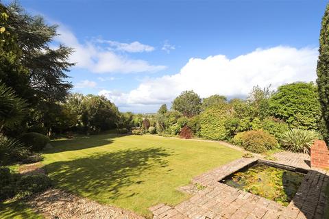 35 Dennyview Road, Abbots Leigh, Bristol, BS8 3RD