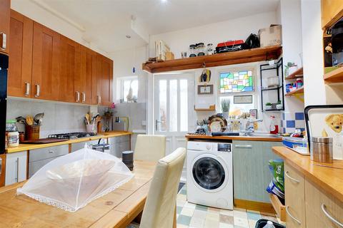 5 bedroom terraced house for sale, Waterloo Promenade, Nottingham