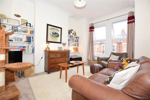 27 Boundary Road, London, SW19 2AW