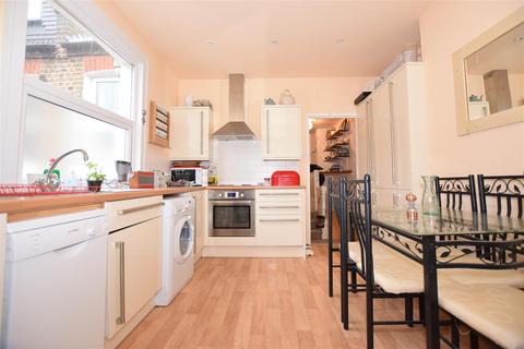 27 Boundary Road, London, SW19 2AW