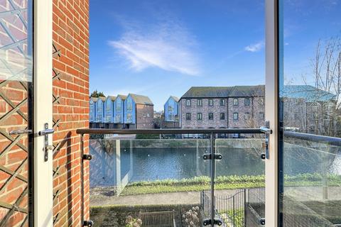 1 bedroom apartment for sale, 1 bedroom First Floor Apartment in Chichester