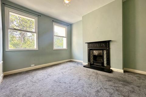 Flat 2, 15 Eastdown Park, London, SE13 5HU