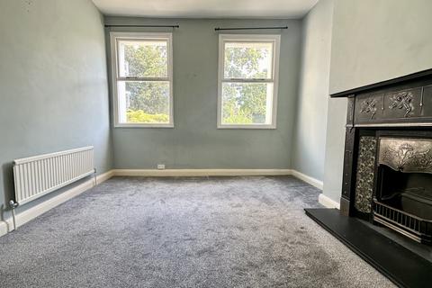 Flat 2, 15 Eastdown Park, London, SE13 5HU