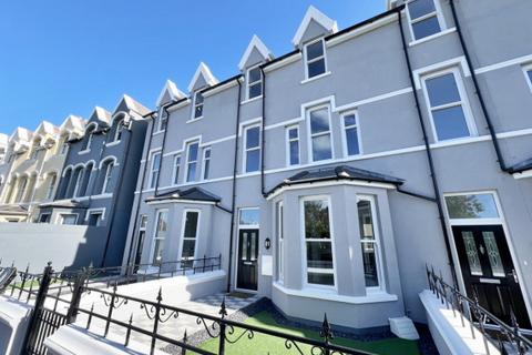 4 bedroom house for sale, 2 Crellins Court, Grosvenor Road, Douglas, IM1 3EN