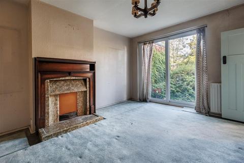 47 Dukes Avenue, Theydon Bois, Epping, CM16 7HQ