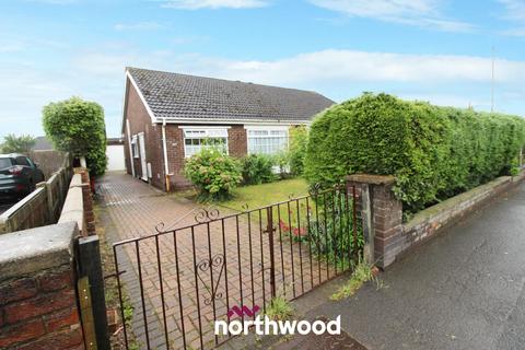 2 bedroom bungalow for sale, Station Road, Dunscroft, Doncaster, DN7