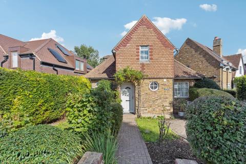 3 bedroom detached house for sale, Chequers Orchard, Iver SL0