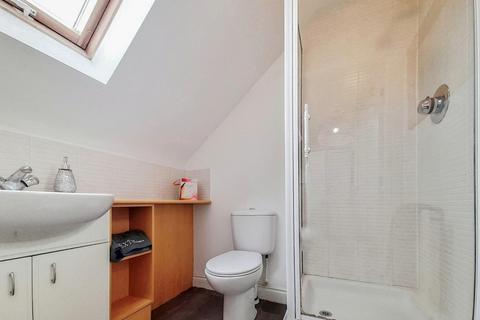 4 bedroom end of terrace house for sale, Sunningdale Way, Gainsborough