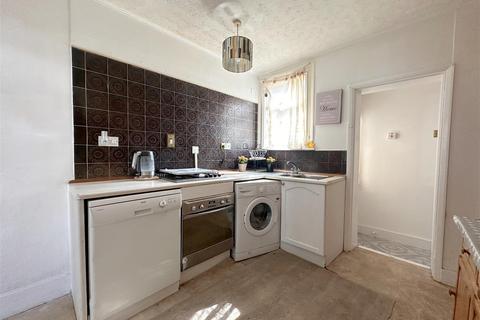 2 bedroom cottage for sale, Barrowell Green, London