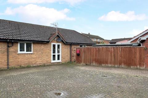 2 bedroom semi-detached bungalow for sale, Kaymaur Close, Dudleston Heath.