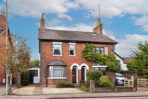 3 bedroom semi-detached house for sale, Aylesbury Road, Wendover HP22