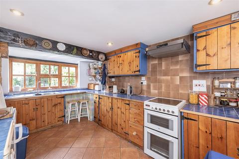 3 bedroom semi-detached house for sale, Aylesbury Road, Wendover HP22